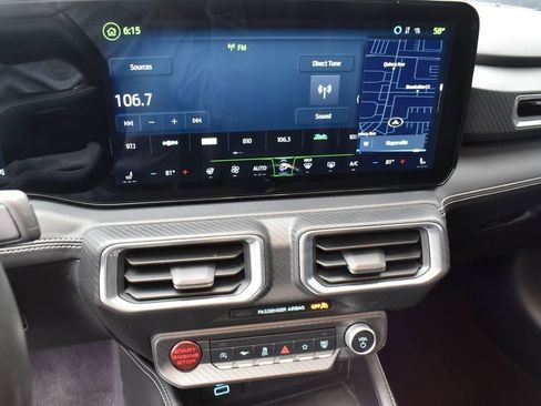 Used 2025 Ford Mustang GT Premium RWD image 18