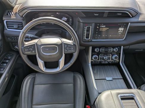 Used 2022 GMC Yukon Denali image 33