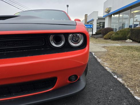 Used 2021 Dodge Challenger R/T Scat Pack w/ T/A Package image 11