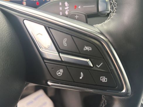 Used 2025 Buick Enclave Sport Touring image 18