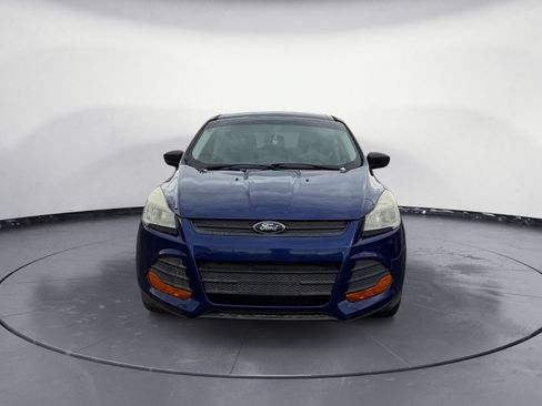 Used 2014 Ford Escape S FWD image 2