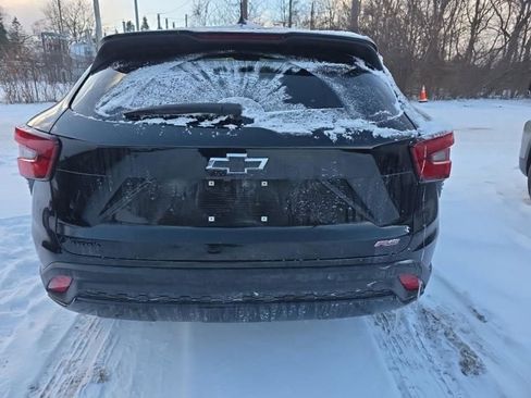 Used 2024 Chevrolet Trax RS w/ Driver Confidence Package image 8