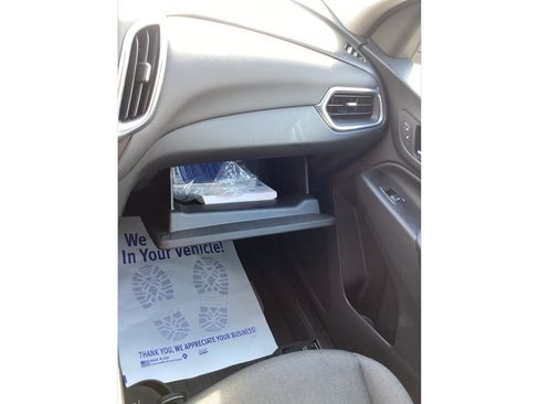 Used 2021 Chevrolet Equinox LT image 42
