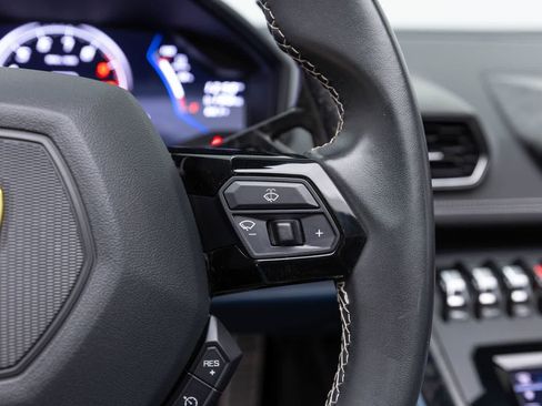 Used 2020 Lamborghini Huracan EVO AWD/4WD image 33