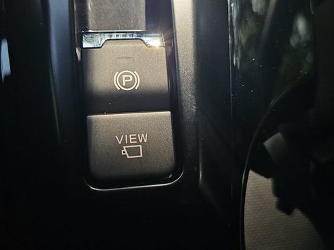 Certified 2026 Subaru Forester Touring AWD/4WD image 36