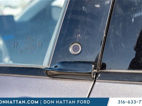 Used 2021 Ford Mustang Mach-E Premium image 31