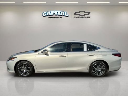 Used 2023 Lexus ES 350 w/ Premium Package image 2