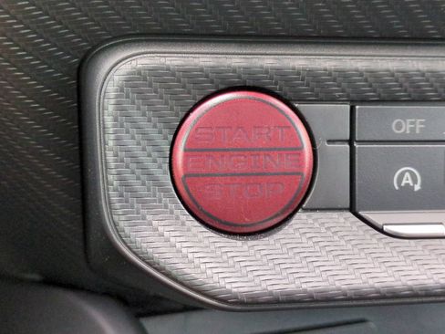 Used 2025 Ford Mustang Coupe RWD image 30