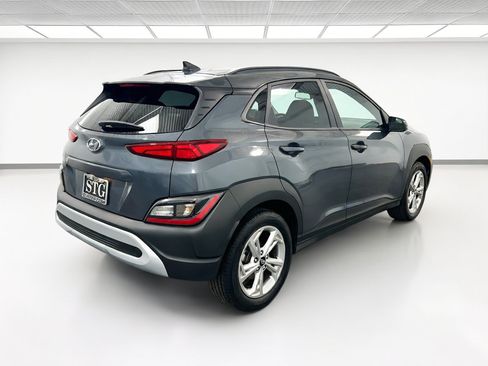 Used 2023 Hyundai Kona SEL FWD image 4
