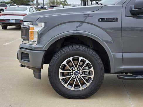 Used 2018 Ford F150 XLT w/ Equipment Group 302A Luxury image 11