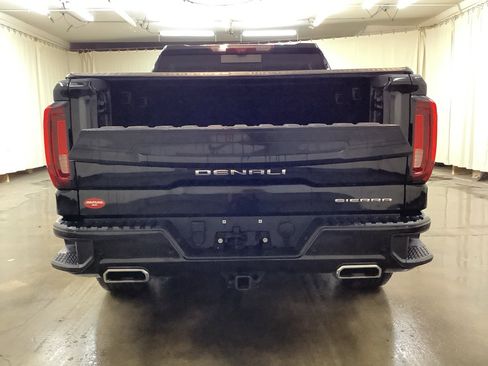 Used 2023 GMC Sierra 1500 Denali w/ Technology Package image 11