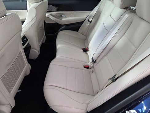 New 2026 Mercedes-Benz GLE 450 4MATIC image 11