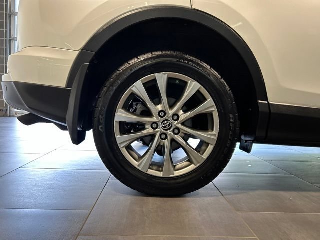Used 2016 Toyota RAV4 Limited AWD/4WD image 43