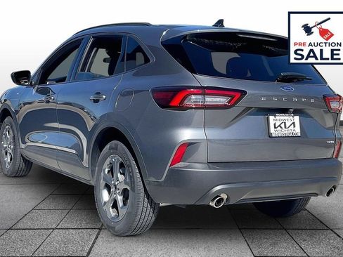 Used 2025 Ford Escape ST-Line AWD/4WD image 12