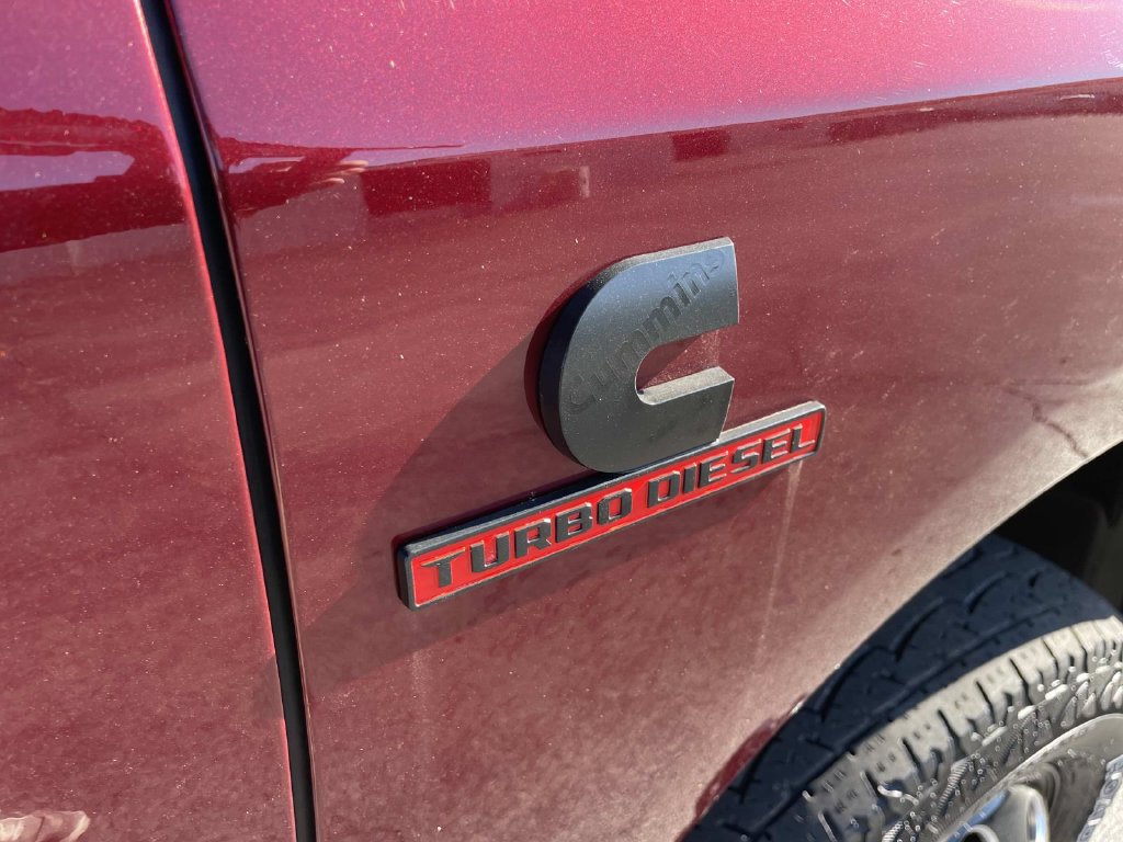 Used 2024 RAM 3500 Laramie w/ Night Edition AWD/4WD image 33