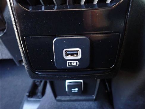 Used 2025 Jeep Compass Sport AWD/4WD image 10