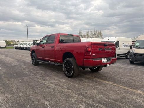 New 2026 RAM 2500 Big Horn AWD/4WD image 3