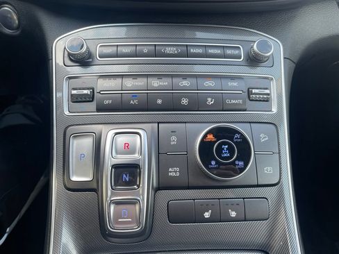 Used 2023 Hyundai Santa Fe SEL AWD/4WD image 9