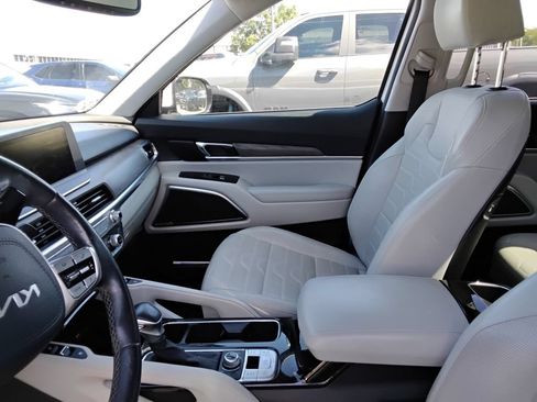 Used 2022 Kia Telluride SX w/ SX Prestige Package AWD/4WD image 9