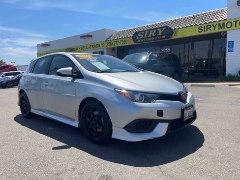 Used 2016 Scion iM image 1