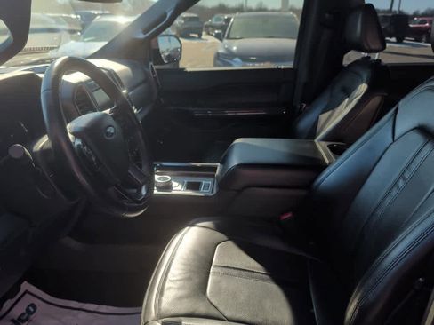 Used 2021 Ford Expedition Limited image 16
