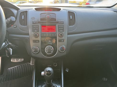 Used 2012 Kia Forte SX image 23