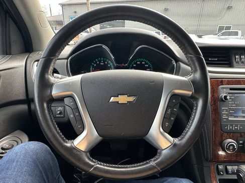 Used 2014 Chevrolet Traverse LT w/ All-Star Edition FWD image 13