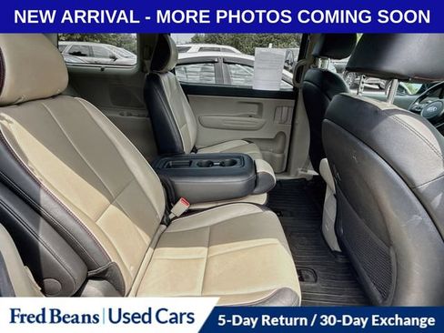 Used 2020 Kia Sedona EX FWD image 2
