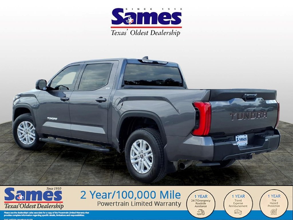 Used 2022 Toyota Tundra SR5 w/ SR5 Premium Package RWD image 5