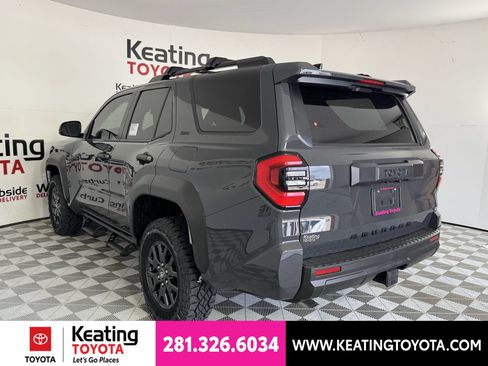New 2026 Toyota 4Runner SR5 AWD/4WD image 10