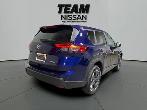 Certified 2024 Nissan Rogue SV AWD/4WD image 7