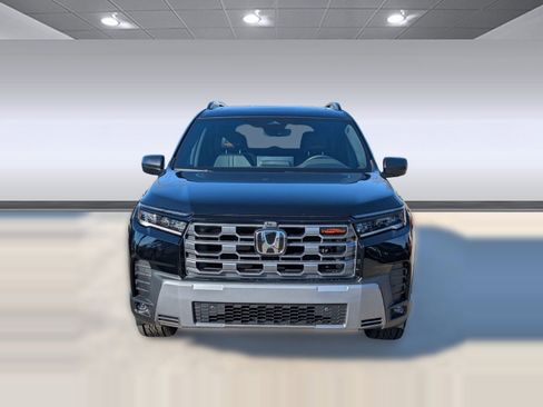New 2026 Honda Pilot TrailSport image 6