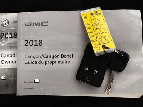 Used 2018 GMC Canyon SLE w/ SLE Convenience Package AWD/4WD image 30