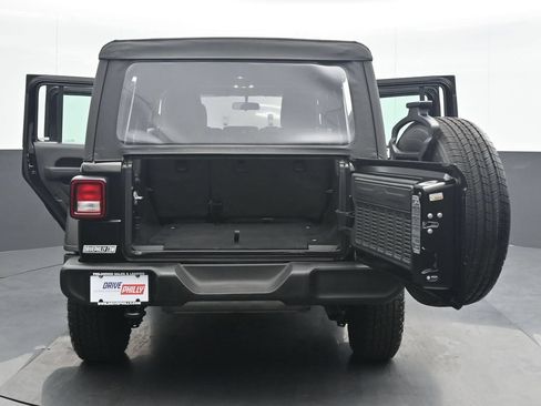 Used 2022 Jeep Wrangler Unlimited Sport AWD/4WD image 34