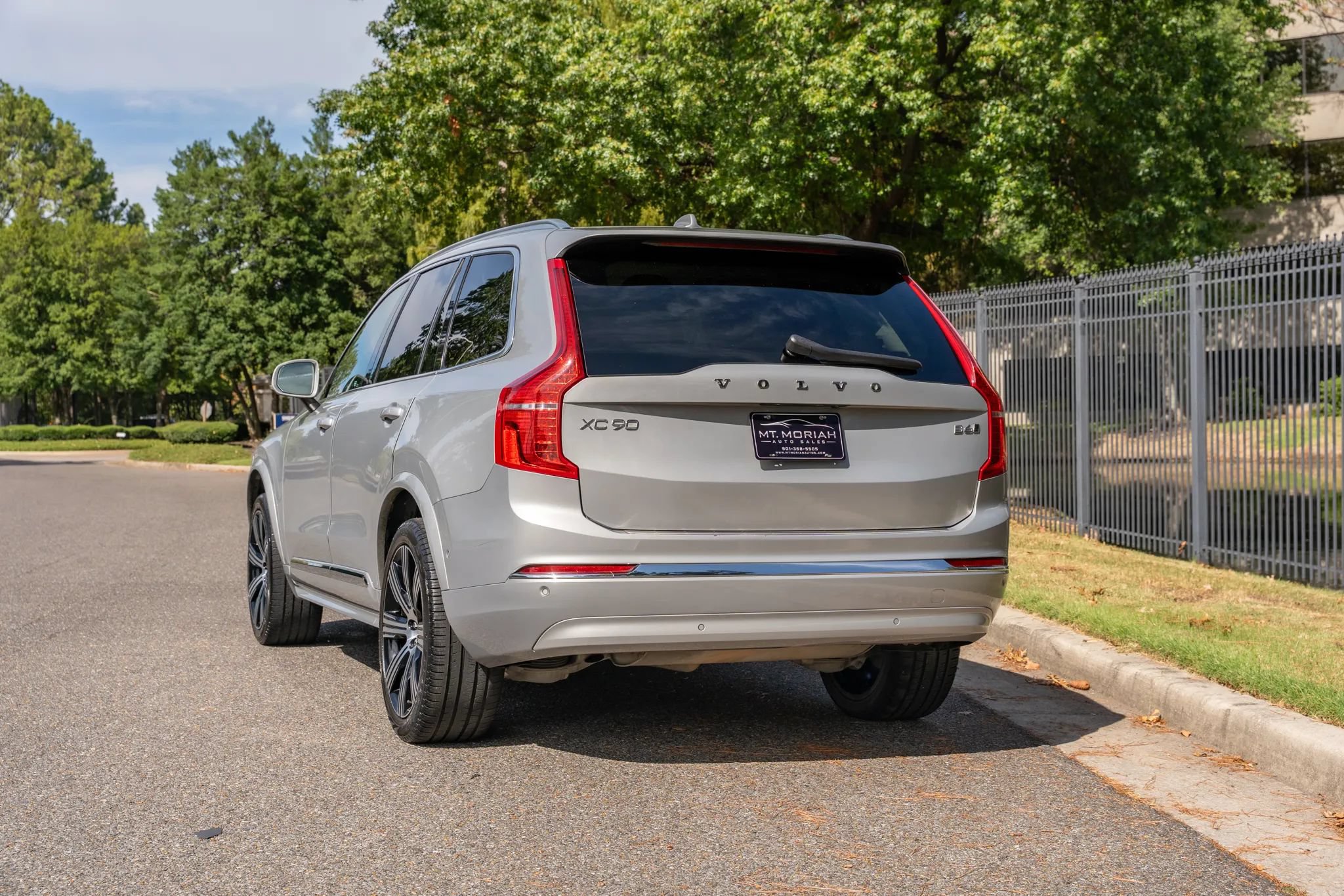 Used 2023 Volvo XC90 B6 Ultimate AWD/4WD image 8