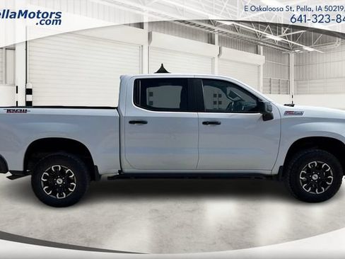 Used 2024 Chevrolet Silverado 1500 LT Trail Boss AWD/4WD image 2