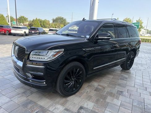Used 2020 Lincoln Navigator Reserve w/ Equipment Group 208A Reserve AWD/4WD image 6