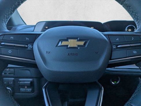 New 2026 Chevrolet Suburban LS image 14