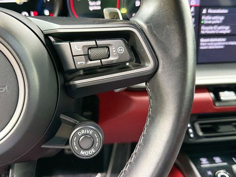 Certified 2020 Porsche 911 Carrera 4S w/ Sport Package AWD/4WD image 34