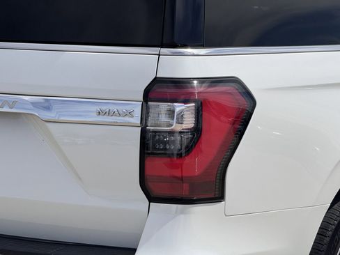 Used 2021 Ford Expedition Max Limited image 12