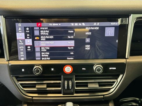 Used 2025 Porsche Macan w/ Premium Package Plus image 14