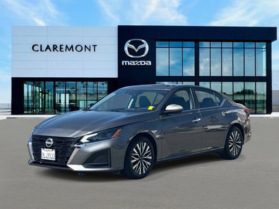 Used 2024 Nissan Altima 2.5 SV