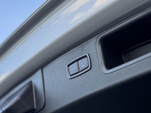 New 2026 Porsche Macan image 35