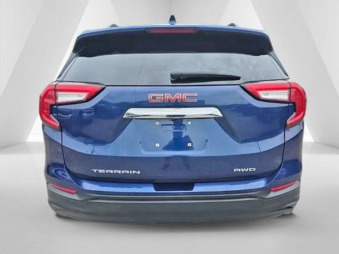 Used 2022 GMC Terrain SLE w/ Driver Convenience Package AWD/4WD image 6