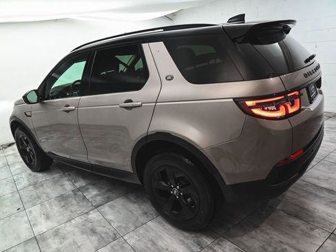 Used 2023 Land Rover Discovery Sport S image 4