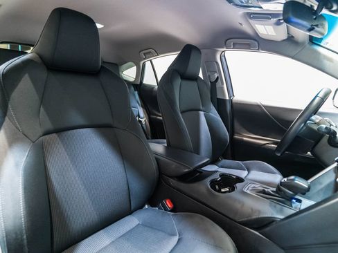 Certified 2024 Toyota Venza LE AWD/4WD image 15