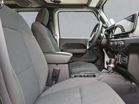 Certified 2024 Jeep Wrangler Sport S image 15