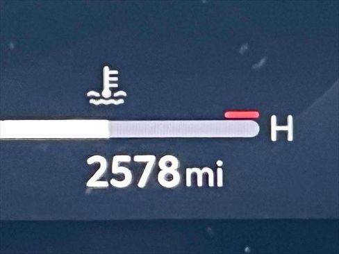 Certified 2025 Toyota Tacoma TRD Off-Road image 28