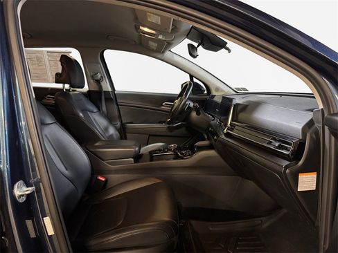 Certified 2023 Kia Sportage EX image 26