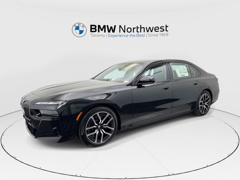 New 2026 BMW i7 xDrive60 w/ Executive Package AWD/4WD image 1